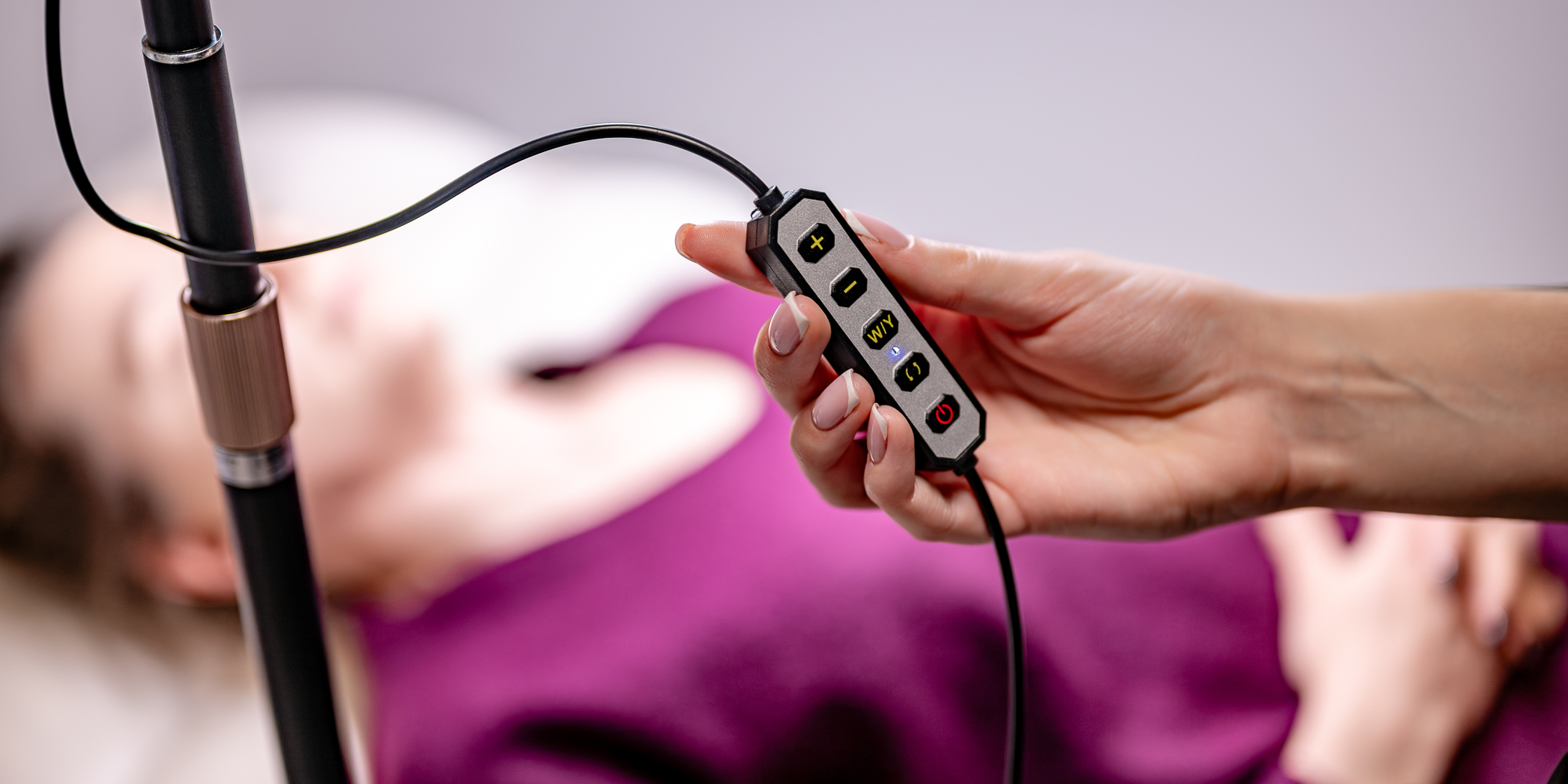 Lampa LED Newell Dianis - czarna